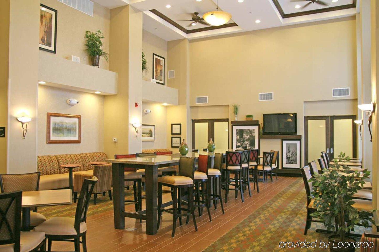 Hampton Inn & Suites Chicago/Сент-Чарльз Экстерьер фото
